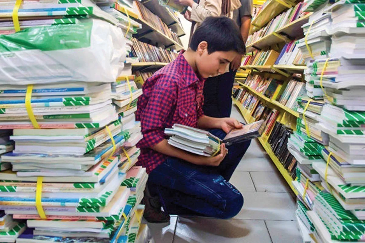 روایات جنگ اخیر وارد کتاب‌های درسی می‌شود