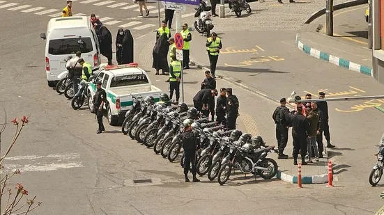 بگیروببند حجاب و اقدام علیه امنیت روانی جامعه روشی بی&zwnj;ثمر است که دین مردم را به ناکجاآباد خواهد برد