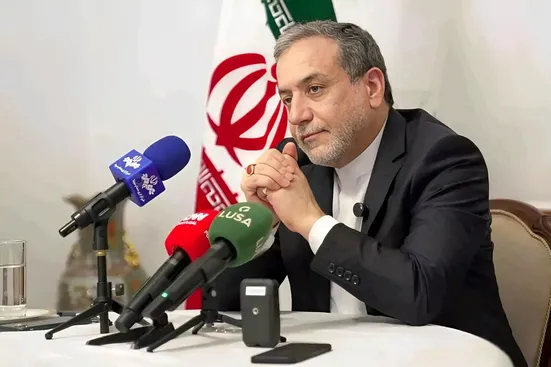 در مقابل زیاده&zwnj;خواهی&zwnj;ها در پشت میز مذاکره مقابله می&zwnj;کنیم