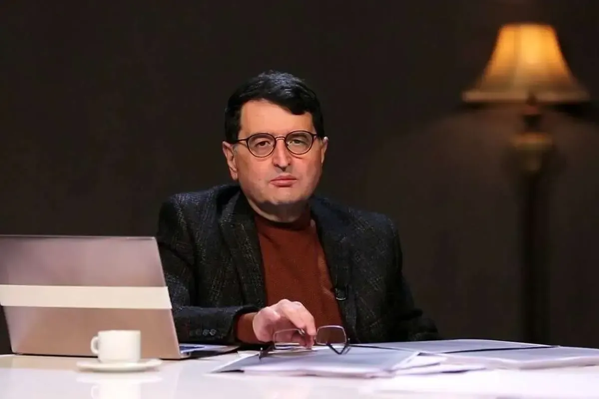 وطن‌فروشی بدتر از این نیست که توجیه کنیم خارجی‌ها خیرخواه ما هستند
