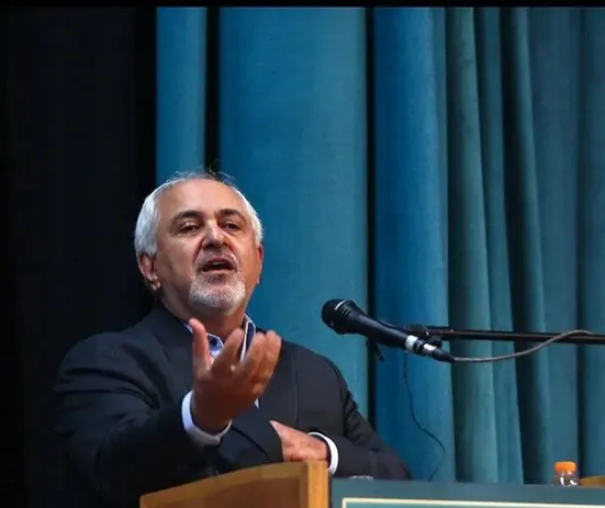 گول شعارهای شیوا و روشنفکری&zwnj;نمایی را نخورید که نتیجه آن انتخاب احمدی&zwnj;نژاد دیگری یا بدتر از اوست