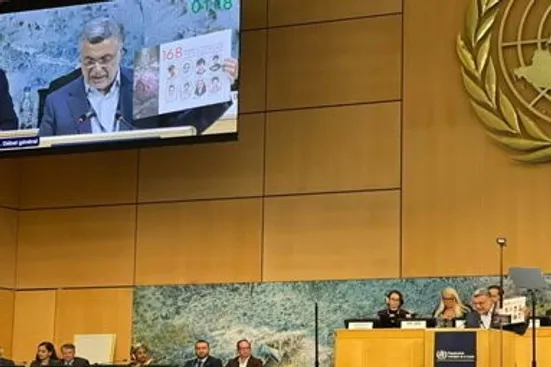 سخنرانی &laquo;ظفرقندی&raquo; در مجمع جهانی بهداشت/صدای مظلومیت کودکان میناب در ژنو طنین&zwnj;انداز شد