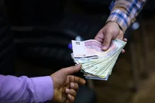 افزایش حقوق بازنشستگان تا اردیبهشت به تأخیر می‌افتد
