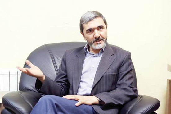 مخالفان مذاکره یا تحلیل نادرست دارند یا از تحریم سود می‌برند