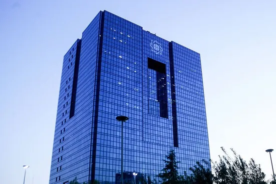آقای رئیس کل بانک مرکزی! بخاطر برقراری روابط تجاری با افغانستان فکر کردید کشور نیاز به سویفت ندارد؟
