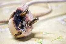 آغاز پرداخت خسارت‌های برق خانگی از آبان ۱۴۰۴