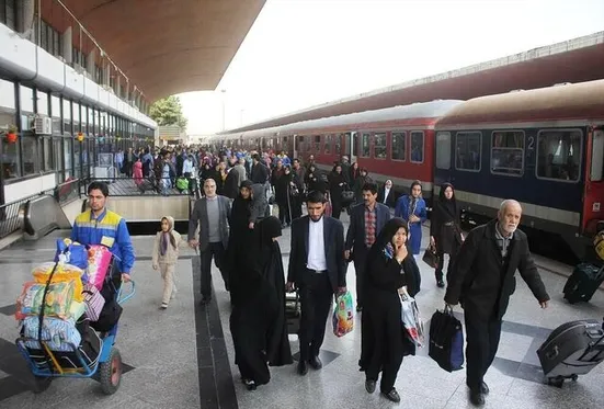 افزایش ظرفیت قطار&zwnj;های رجا در روز&zwnj;های پایانی سال