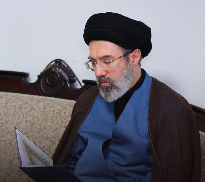 آیتالله سیدمجتبی حسینی خامنهای، رهبر جدید ایران کیست؟ آیتالله سیدمجتبی حسینی خامنهای، رهبر جدید ایران کیست؟