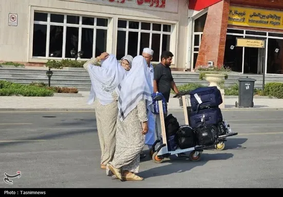 آغاز فرایند بازگشت معتمرین ایرانی به کشور/ نخستین گروه زائران وارد مرز عرعر شدند