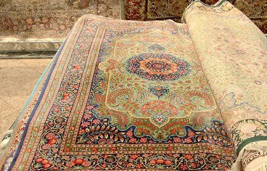 ارزش صادرات فرش ایران از 426 میلیون دلار به کمتر از 40 میلیون دلار کاهش یافت؛ هندی&zwnj;ها سبقت گرفتند