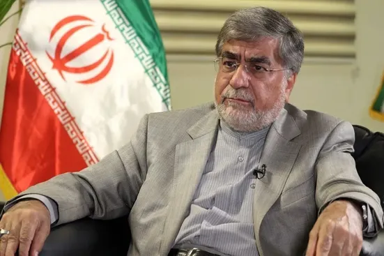 صداوسیما فکر می‌کند چون از رهبری حکم گرفته، قوه چهارم است!