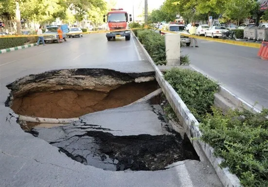 فرونشست زمین چگونه موجب وقوع زلزله می&zwnj;شود؟