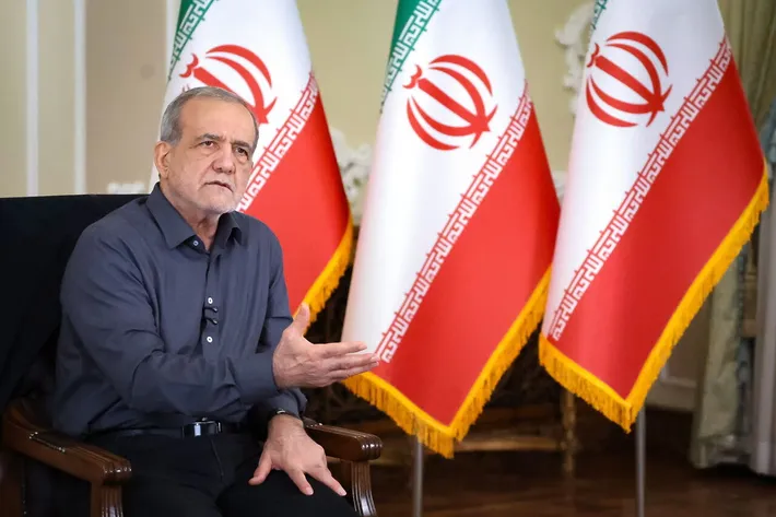 وقتی می‌توانیم با گفت‌وگو حق خود را بگیریم، چرا این کار را نکنیم؟/ استعفاء نخواهم داد و می‌ایستم
