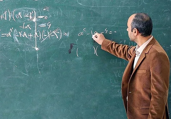 ضرورت تعیین&zwnj;تکلیف وضعیت استخدامی معلمان غیررسمی