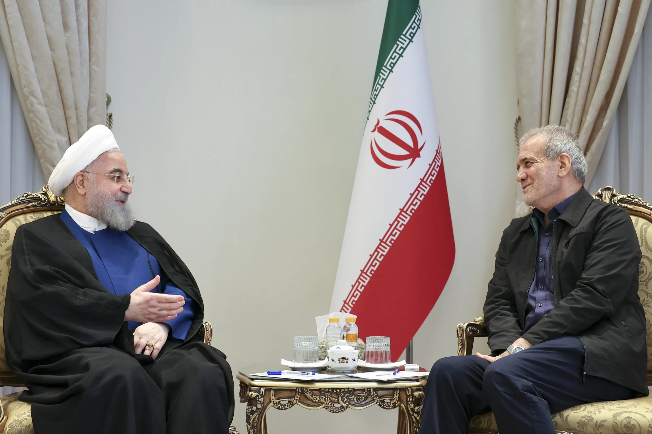 پزشکیان و روحانی