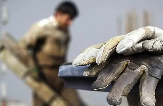 لزوم بازنگری نظام مزد و اشتغال رسمی