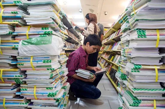 انتقاد مشاور وزیر به حافظه محور بودن نظام آموزشی/کتاب&zwnj;های درسی حجیم و فرصت&zwnj;سوز هستند