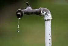 تعطیلی در یزد به علت کمبود آب!