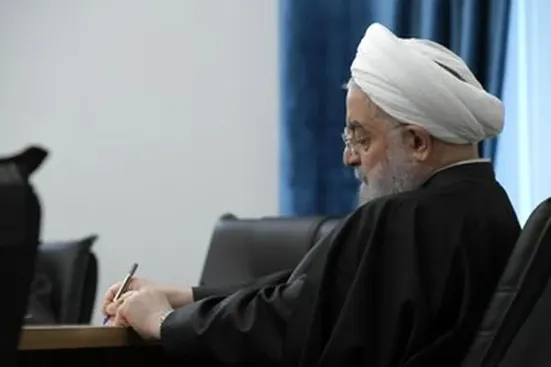 روحانی: صحنه مناظره را برخلاف تأکید مکرر مقام معظم رهبری به عرصه لجن&zwnj;پراکنی، تهمت و تخریب تبدیل کرده&zwnj;اند/ زمانی کافی و مشابه برای پاسخ تخصیص دهید