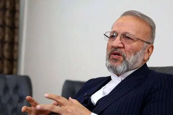 منوچهر متکی