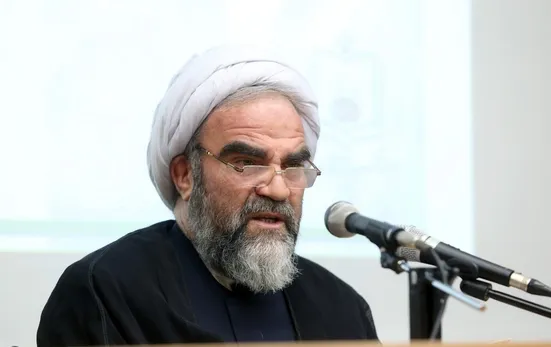 رهبری با حمایت از دولت، جریان&zwnj;های افراطی را تنبیه سیاسی کرد
