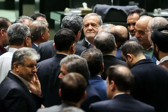 اخراج ۴هزار استخدام غیرقانونی دولت سیزدهم صدای نمایندگان را درآورد