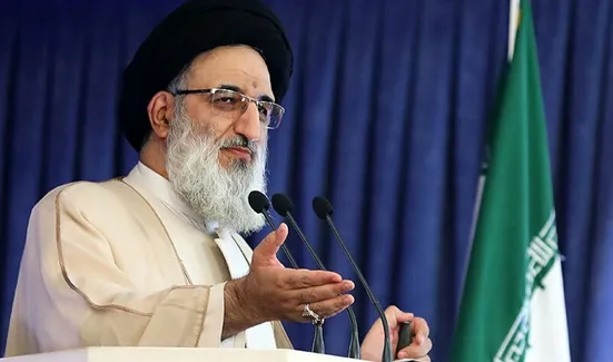 امام جمعه کرج: در طول تاریخ کسی نتوانسته مسلمانان را با فشار اقتصادی زمین&zwnj;گیر کند؛ امروز هم نمی&zwnj;توانند