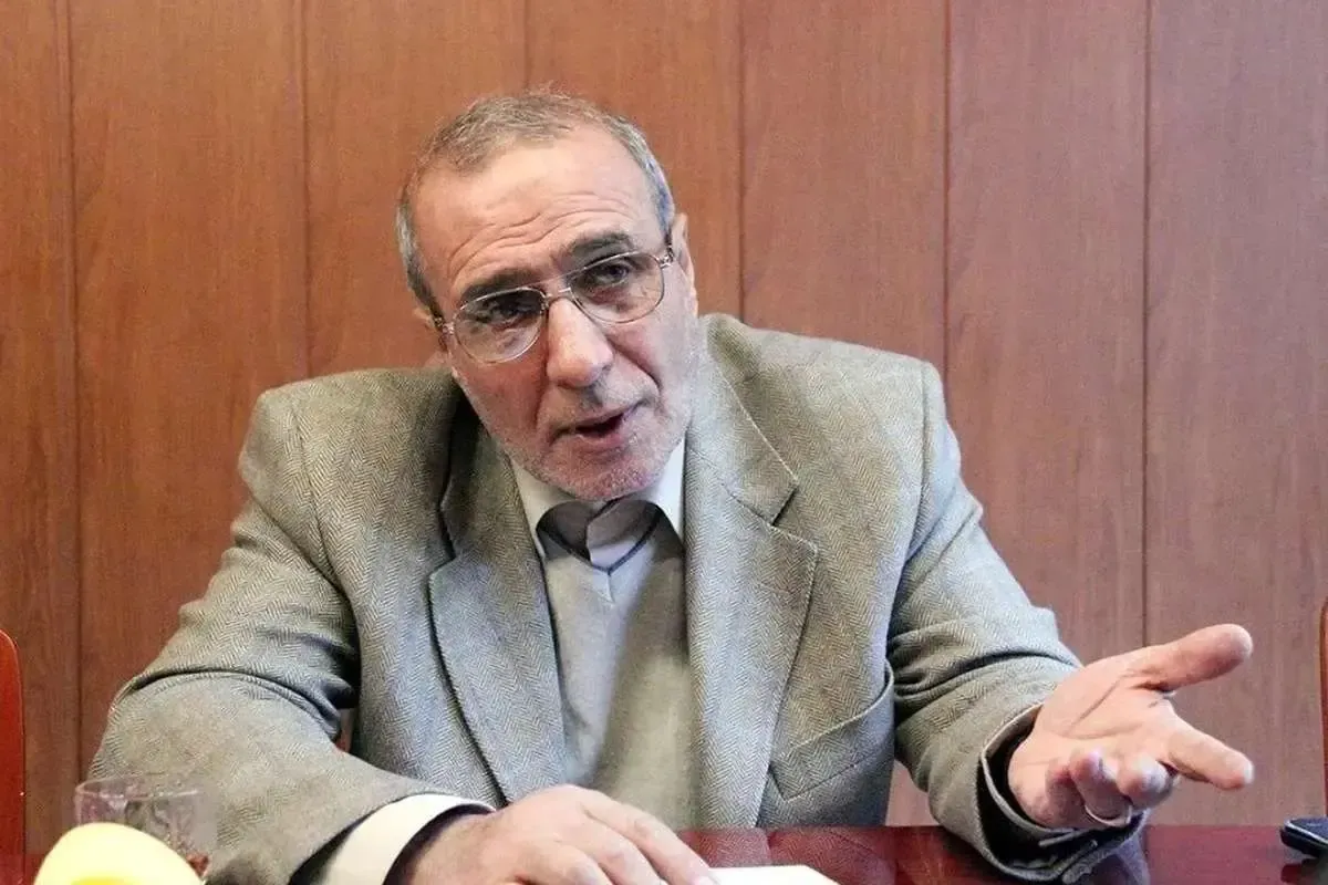 قرار نیست با آمریکا دوست باشیم، باید مدیریت تخاصم کنیم