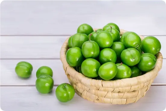 اگر زیاد گوجه سبز می&lrm;&zwnj;خورید بخوانید