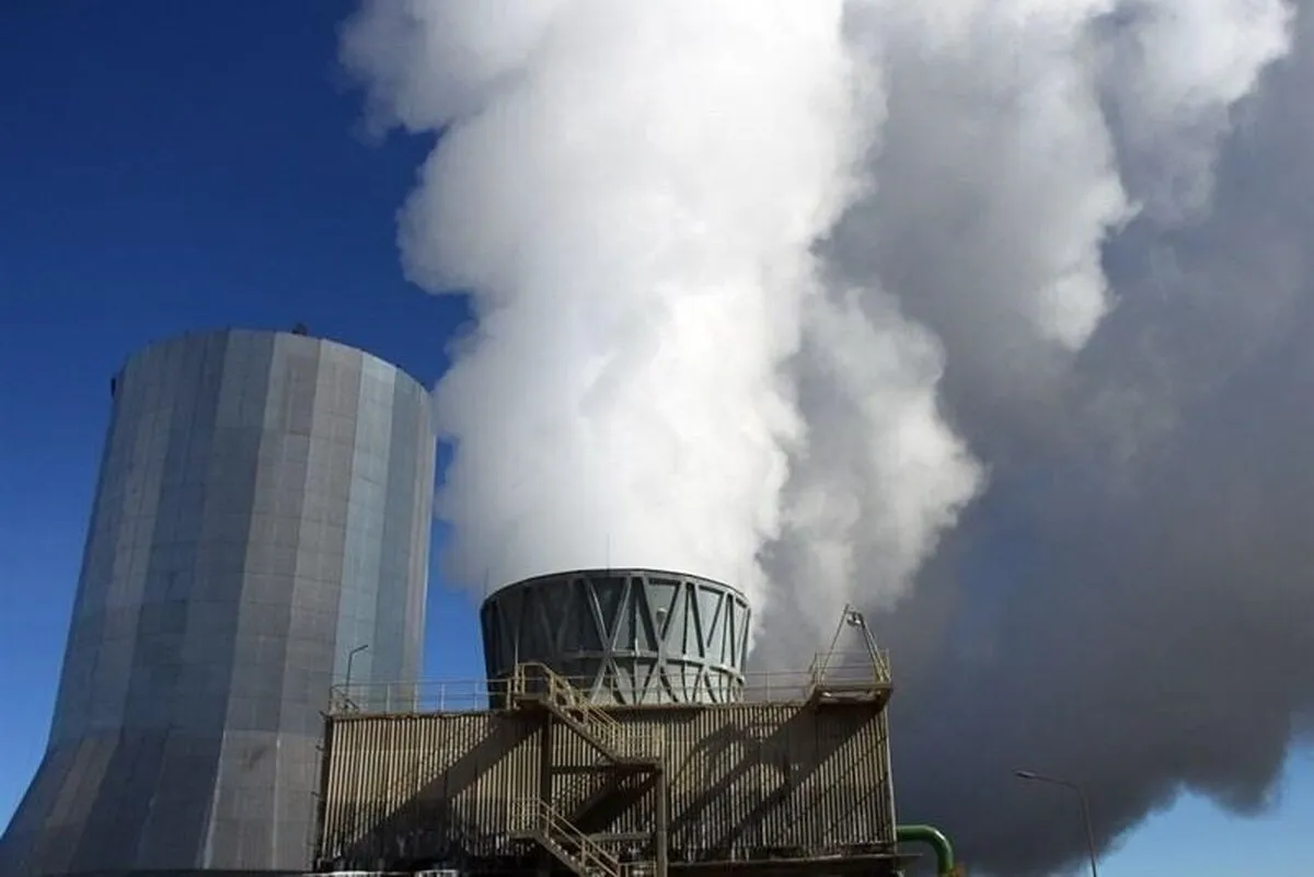 آغاز ذخیره‌سازی سوخت نیروگاه‌ها برای زمستان ۱۴۰۴