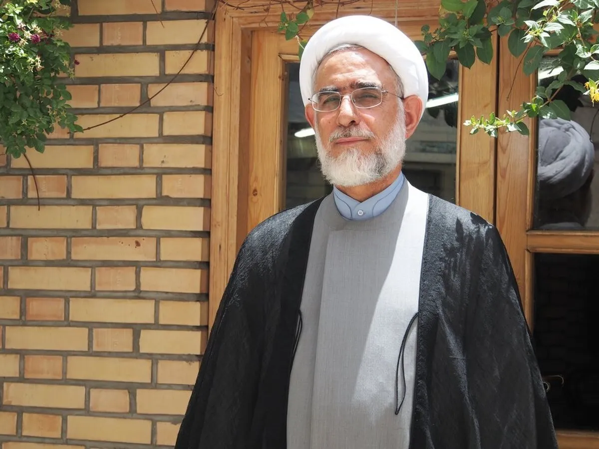 گروه‌های ضد مردم باید کنترل شوند