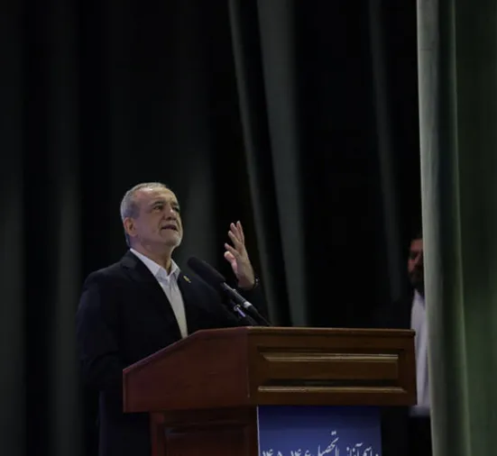 نمی&zwnj;توان با یک نسخه یا مداخله، مشکلات را حل کرد