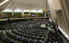 با اقدامات برخی نمایندگان، لایحه امنیت زنان از هدف اصلی خود فاصله گرفت