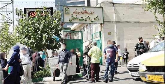 پلیس: خبر فوت دختر بازداشتی به خاطر حجاب در ساختمان وزرا کذب است