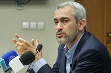 هشدار وزیر اقتصاد درباره انباشت کالا در گمرک‌ها