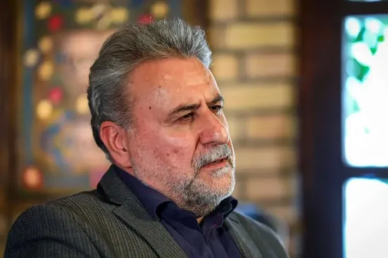 مگر می&zwnj;شود سرنوشت کشور را به کسانی سپرد که هر فلاکتی را یک رسالت آخر الزمانی می&zwnj;دانند؟