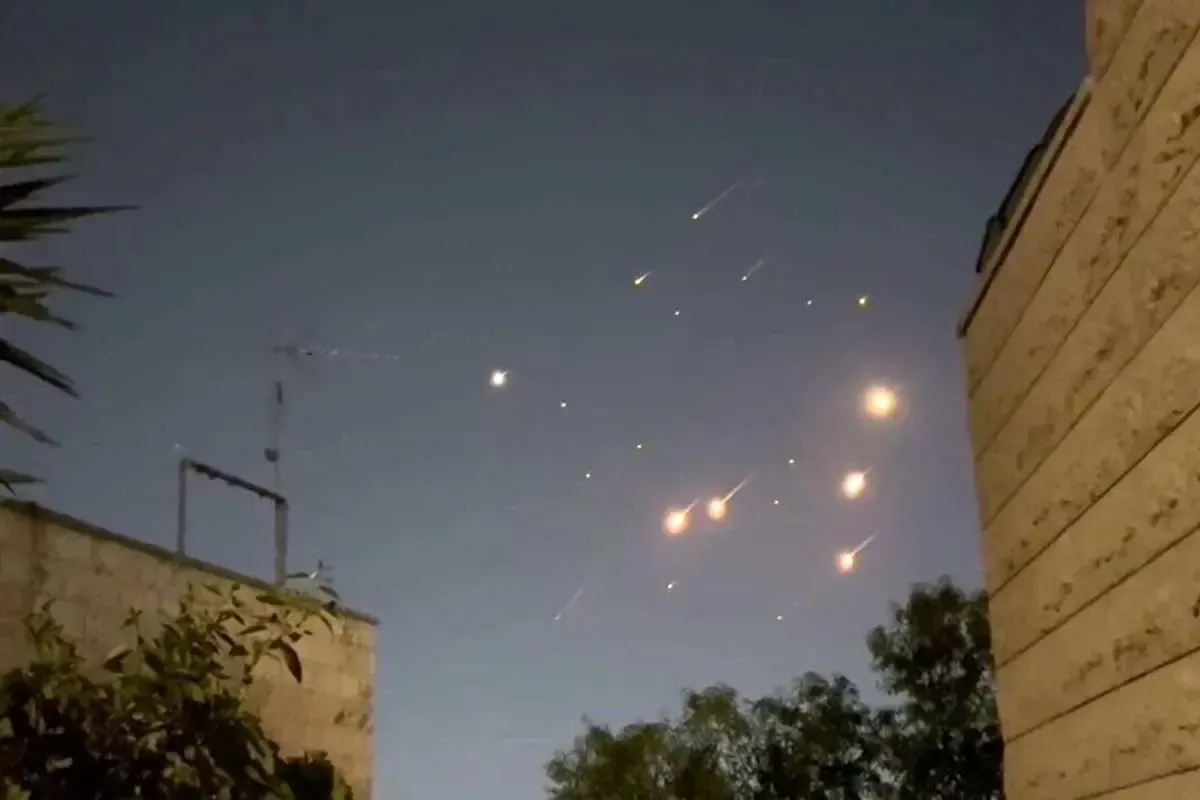 ایران به سادگی می‌تواند پایگاه‌های آمریکایی در منطقه را هدف قرار دهد