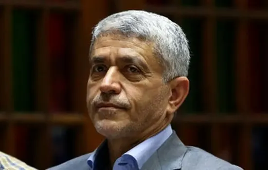 کیهان از انتخاب نشدن طیب&zwnj;نیا به عنوان معاون اول پزشکیان شاکی شد!