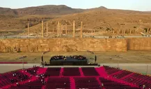 برگزاری کنسرت نمایش سی‌صد در تخت جمشید به کجا رسید؟