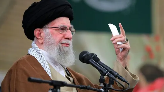 با همه سختی&zwnj;ها و مشکلات، نقاط مثبت فراوانی در کشور داریم