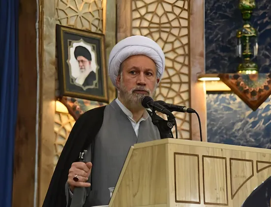 امام جمعه شیراز: مؤمن از یک سوراخ دو بار گزیده نمی&zwnj;شود؛ به همین دلیل است که رهبری با مذاکرات مجدد با دولت آمریکا مخالفت می&zwnj;کنند