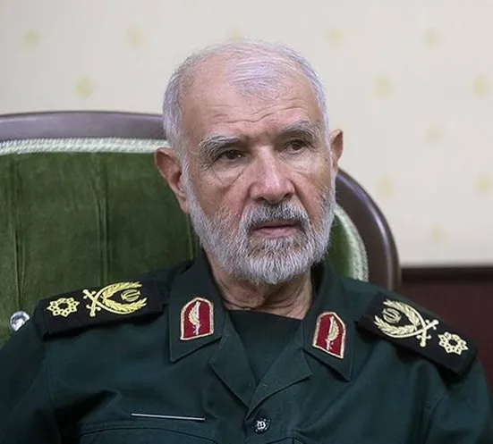 وقتی به قله رسیدیم، کسانی می&zwnj;&zwnj;آیند تا شاهنامه را ببندند