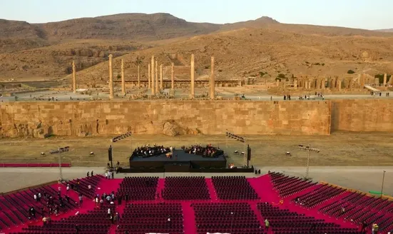 برگزاری کنسرت نمایش سی&zwnj;صد در تخت جمشید به کجا رسید؟