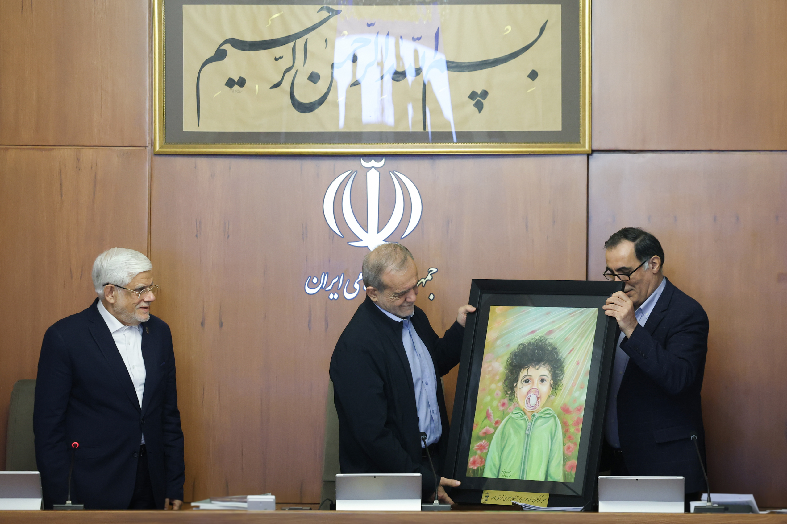 رئیسجمهور: دولت برای عبور از شرایط «نه جنگ، نه صلح» تلاش میکند رئیسجمهور: دولت برای عبور از شرایط «نه جنگ، نه صلح» تلاش میکند