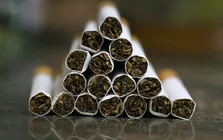 ضرورت بازنگری مالیات بر دخانیات / قاچاق معکوس دخانیات به دلیل قیمت پایین در ایران