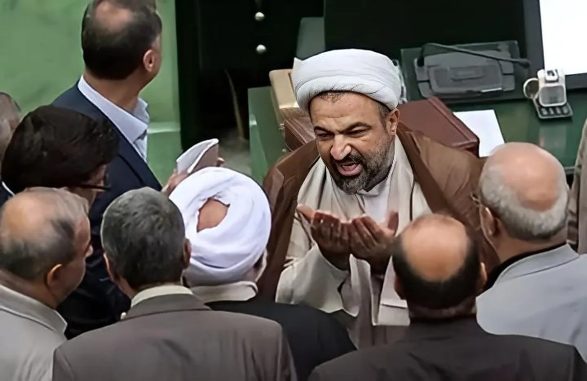 تندروها امروز در مکری خودساخته گرفتار شده و «پایداری»‌شان به ورطه «ناپایداری» غلطیده است