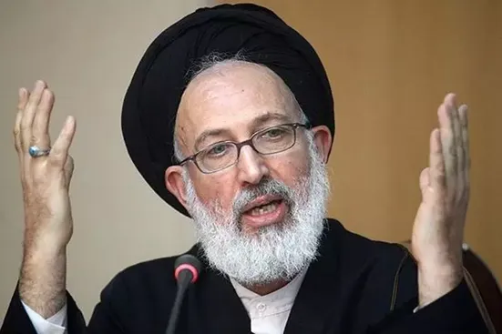 اینکه یک آقا، خانمی را در خیابان بغل می&zwnj;کند و در یک ون می&zwnj;اندازد، با کدام دستور شرعی سازگار است؟