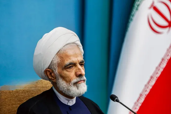 آیا هیچ راهی نبود که از شدت دشمنی&zwnj;ها و تحریم&zwnj;ها جلوگیری کنیم؟