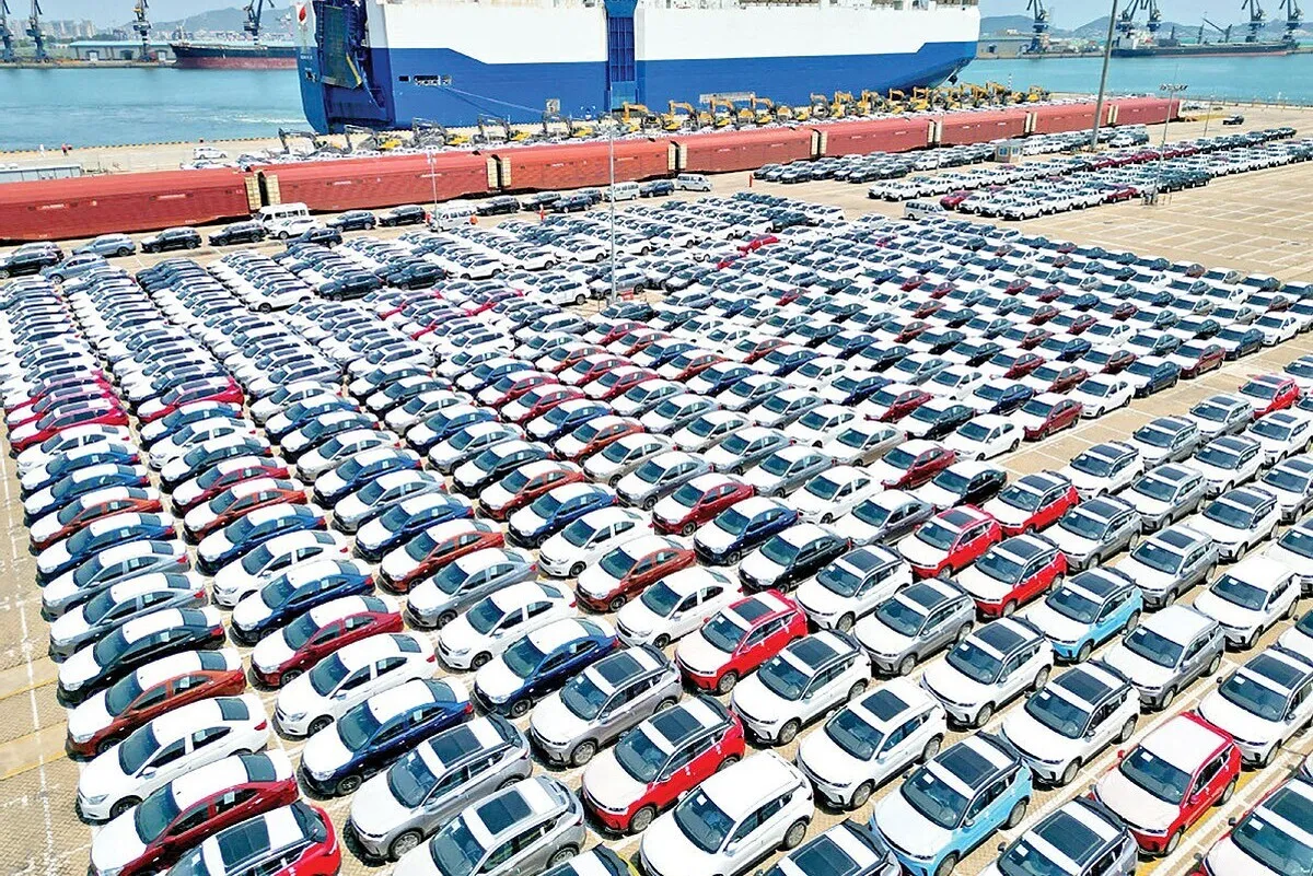 خبر تعرفه ۱۰۰ درصدی واردات خودرو تکذیب شد