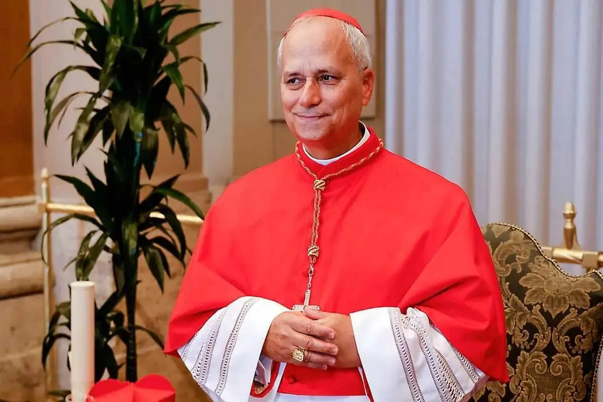 «رابرت پرووست» رهبر جدید کاتولیک‌های جهان شد + فیلم